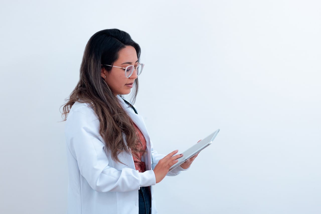 Kinder Health: analytics for a health app, without health data